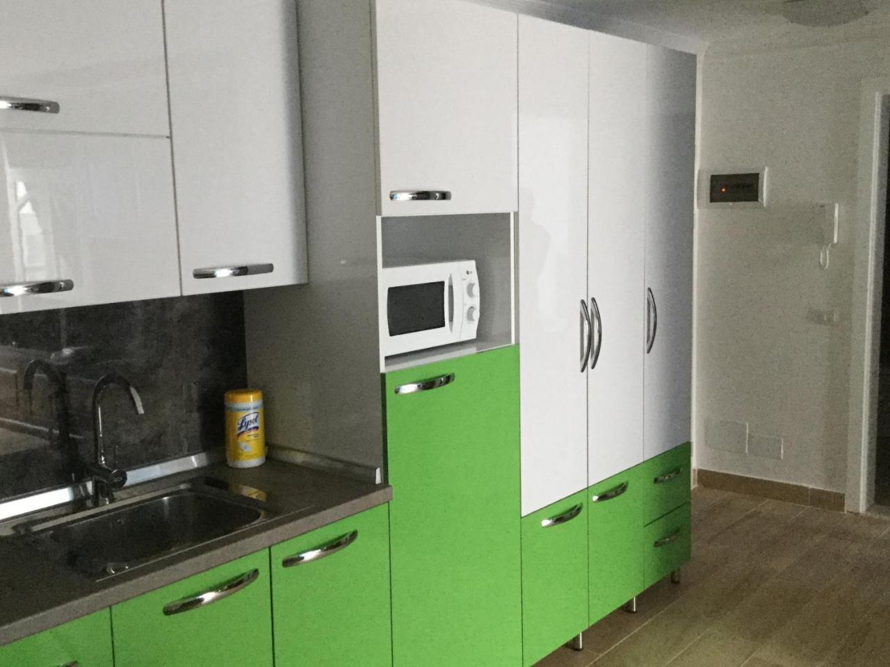 Kk Fafa Apartments Golem  Extérieur photo